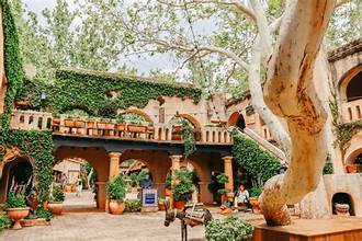 Tlaquepaque Arts & Shopping Village